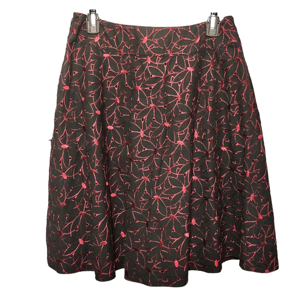 NINE WEST Eyelet A-line Skirt Red Black Sz 6